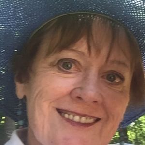 Meet your Posher, Debra